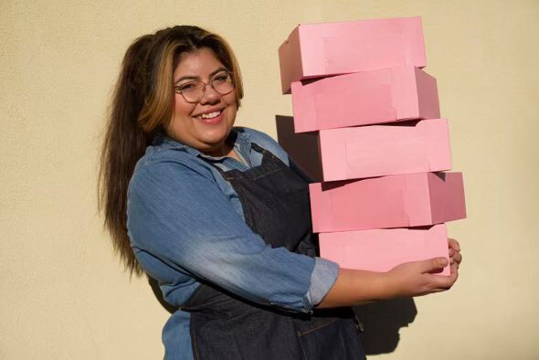 novia's bakery.jpeg
